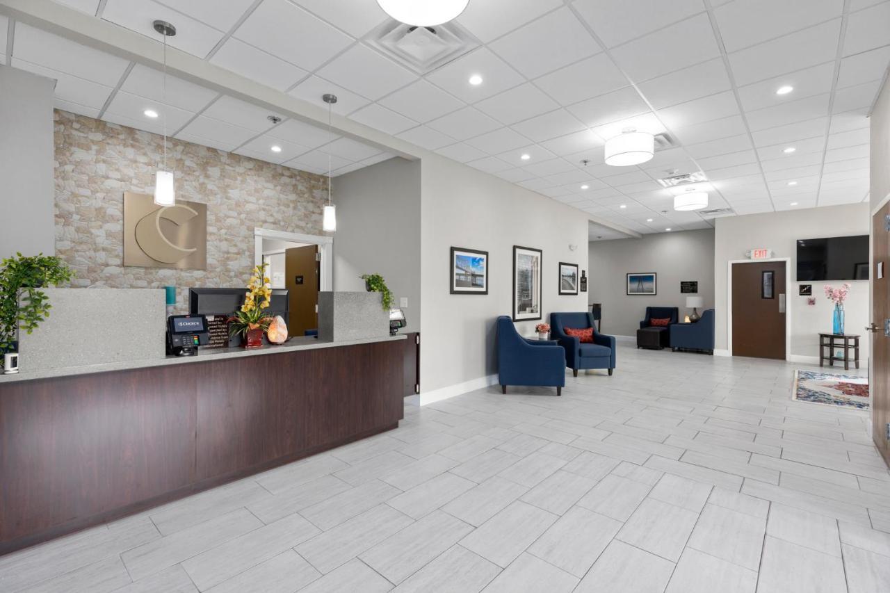 Comfort Inn & Suites St Louis-Hazelwood Kültér fotó