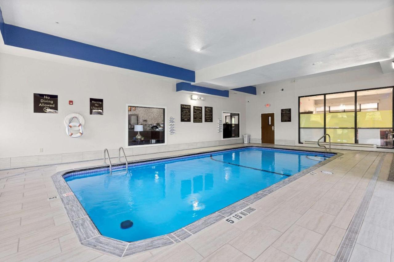 Comfort Inn & Suites St Louis-Hazelwood Kültér fotó