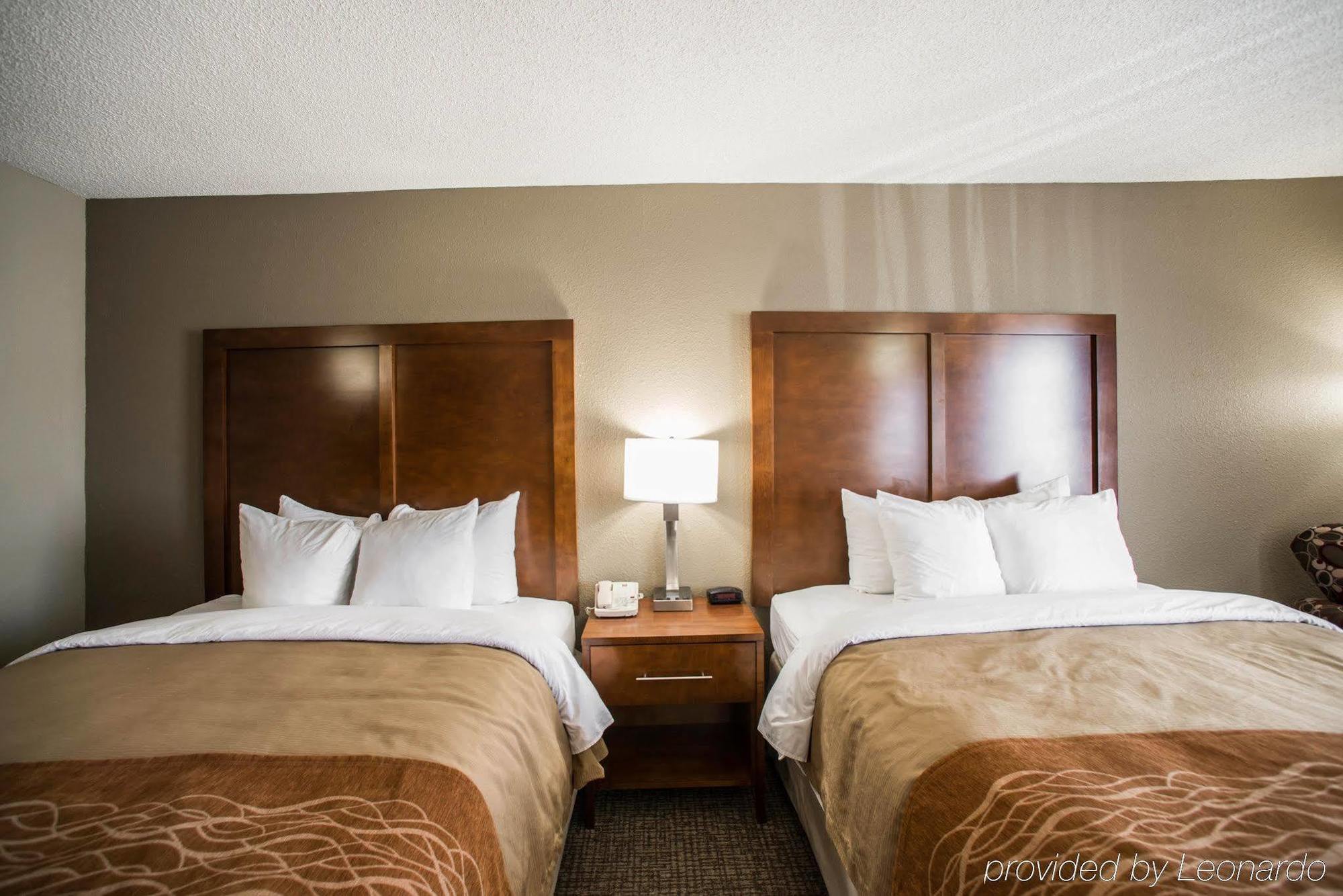 Comfort Inn & Suites St Louis-Hazelwood Kültér fotó