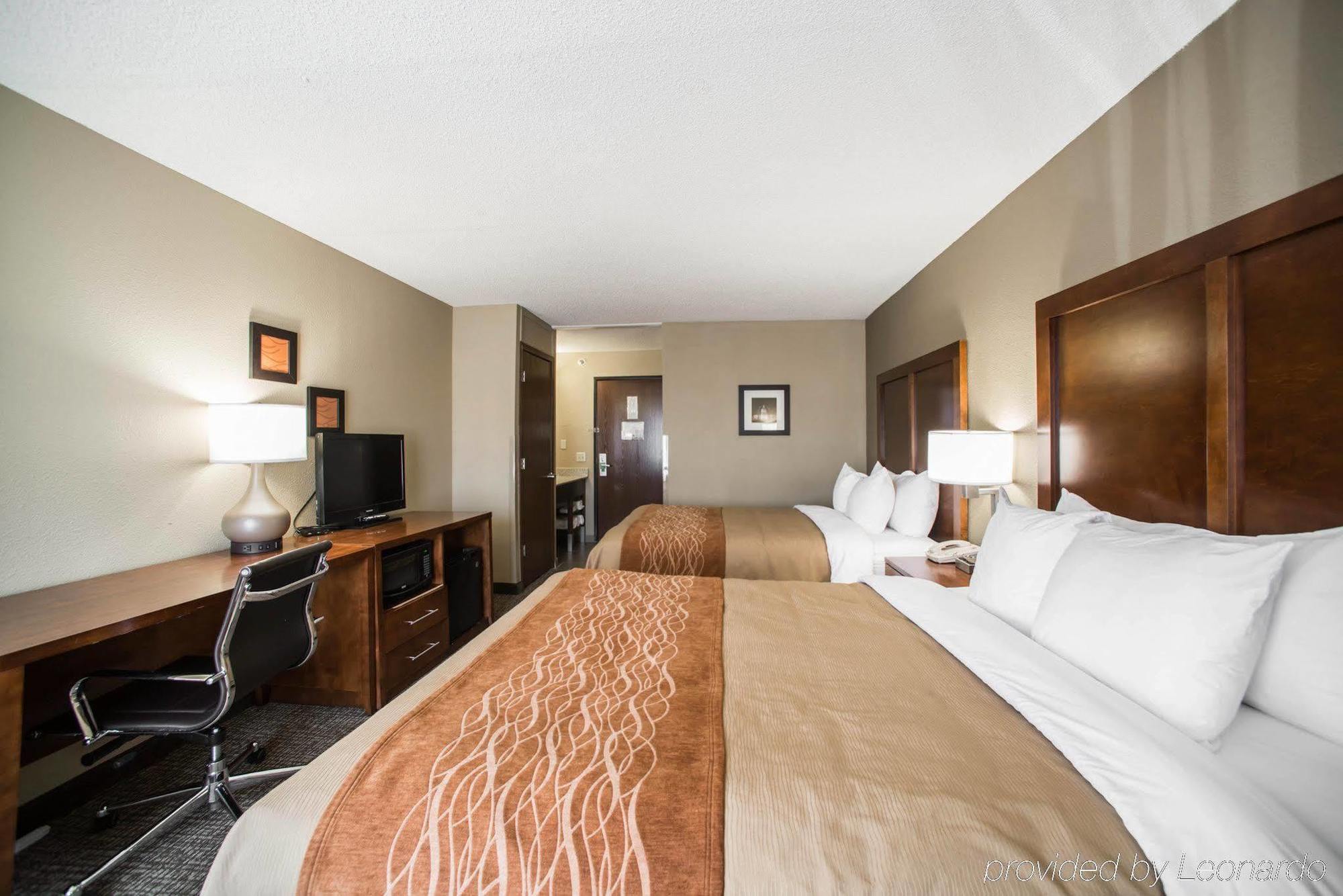 Comfort Inn & Suites St Louis-Hazelwood Kültér fotó