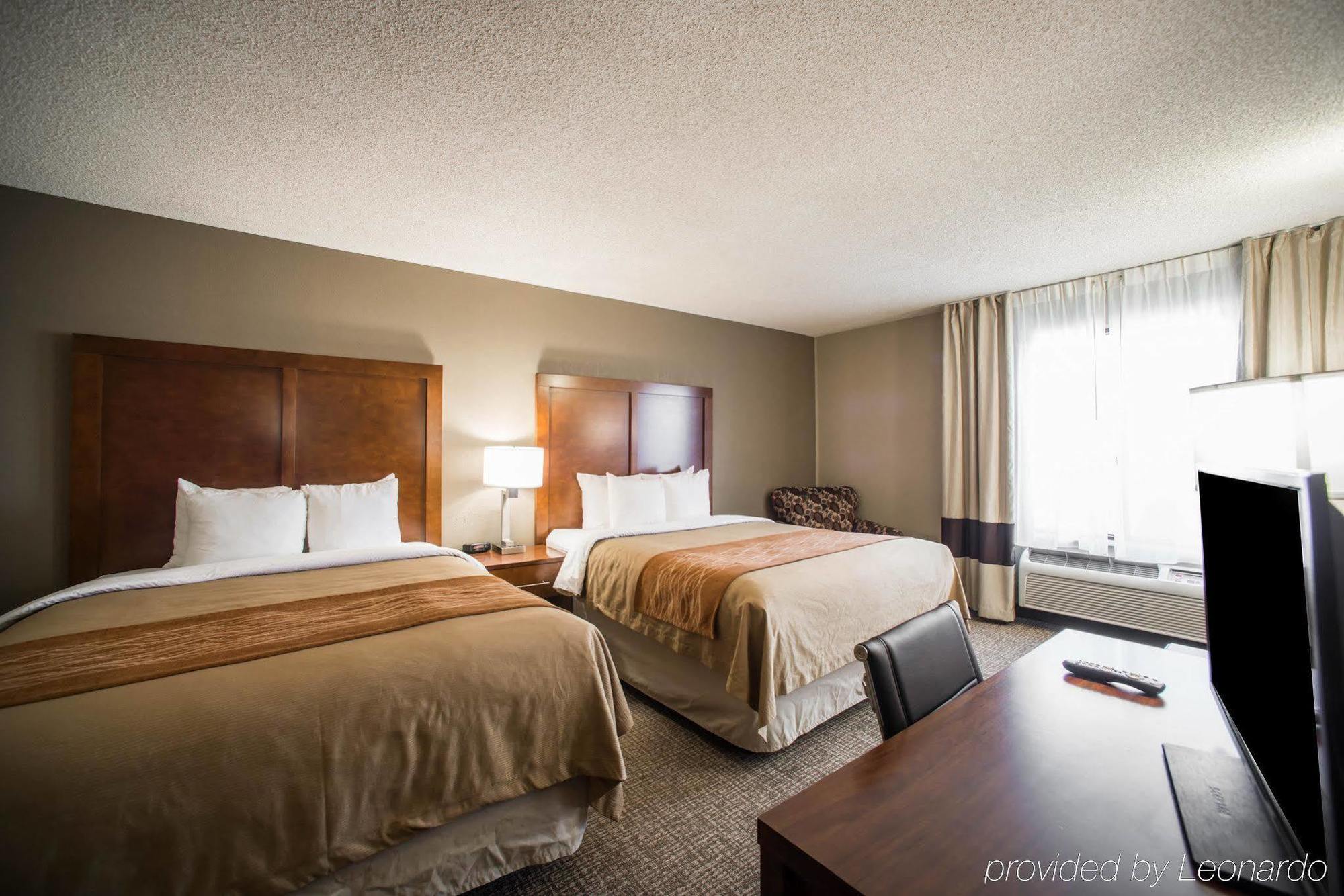 Comfort Inn & Suites St Louis-Hazelwood Kültér fotó